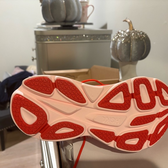 Hoka Bondi Mary JaneWomen's Red and Pink  Sneakers US Women’s Size 9 - Picture 3 of 7